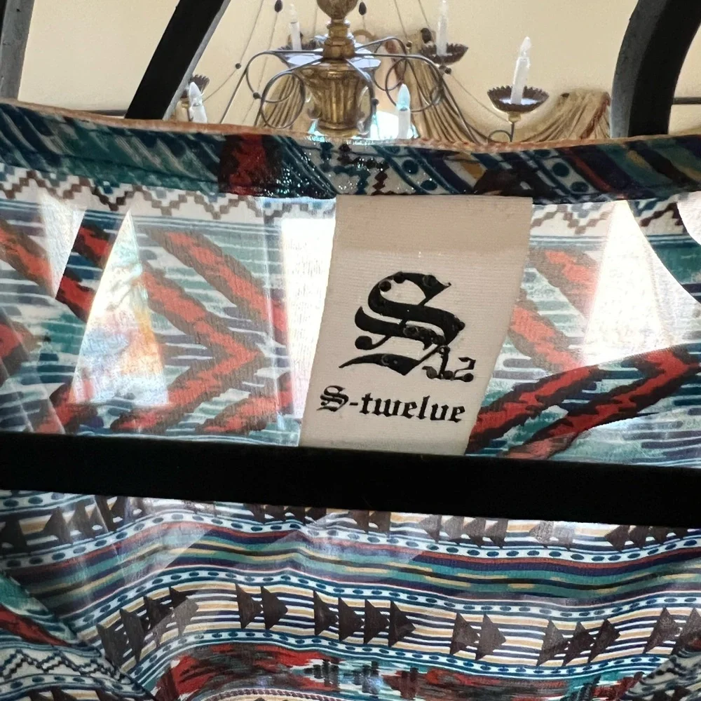 Casual Shirts Bundle - Picture 9 of 11